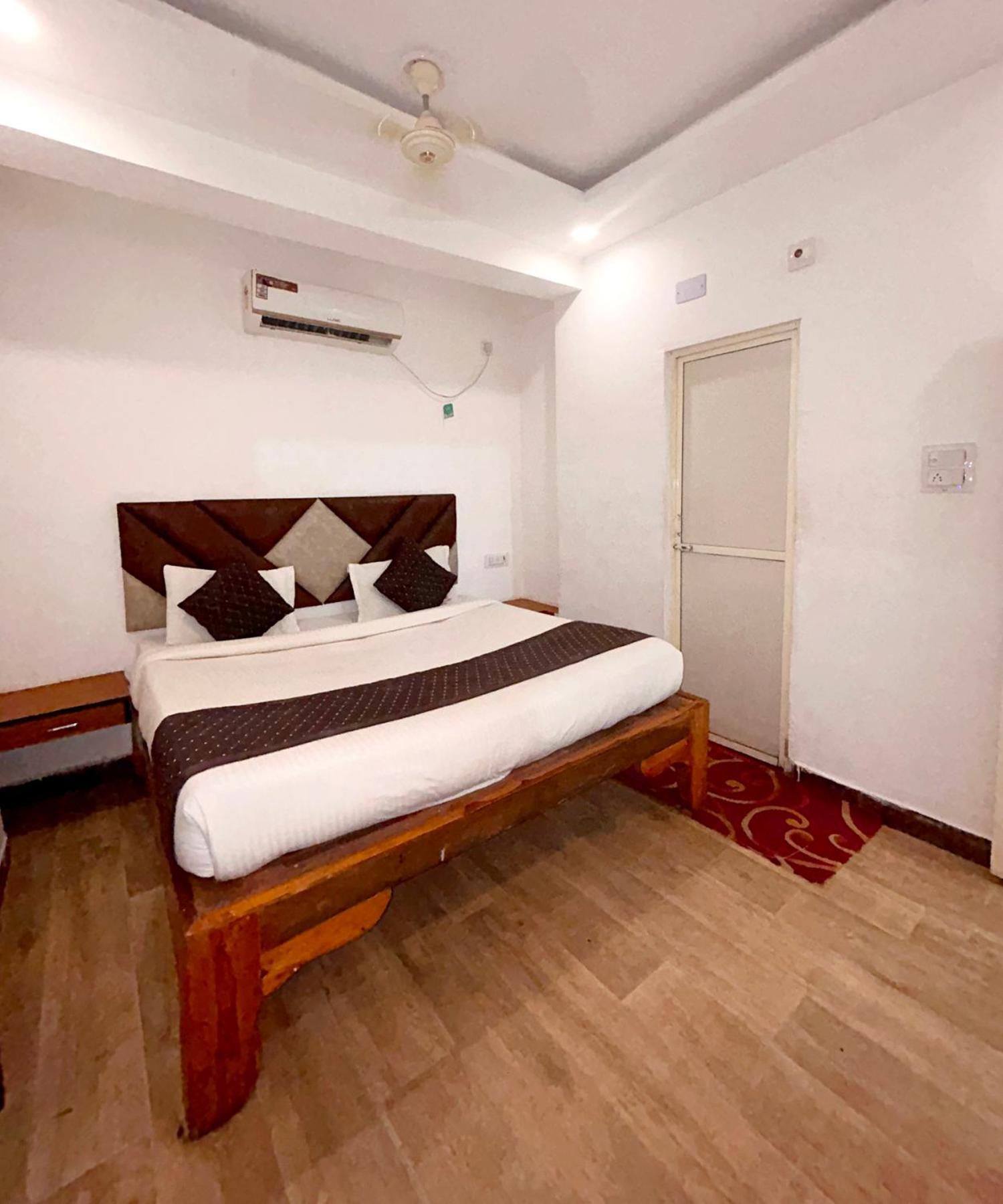 Ritchita Beach Way Calangute Exterior photo